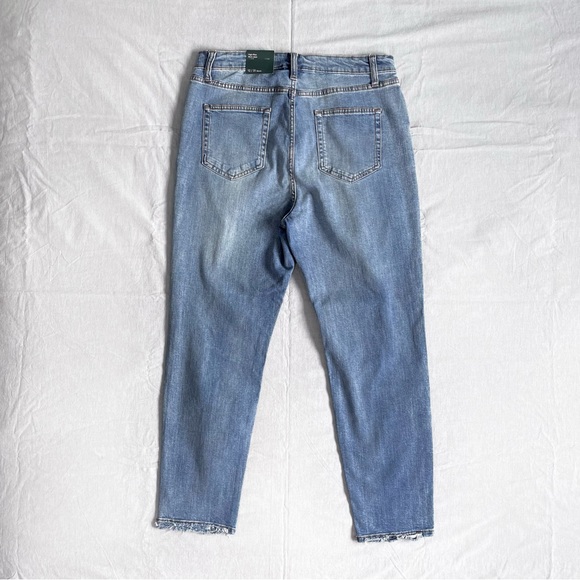 Wild Fable High Rise Distressed Mom Jean - 12/31 - Picture 2 of 8